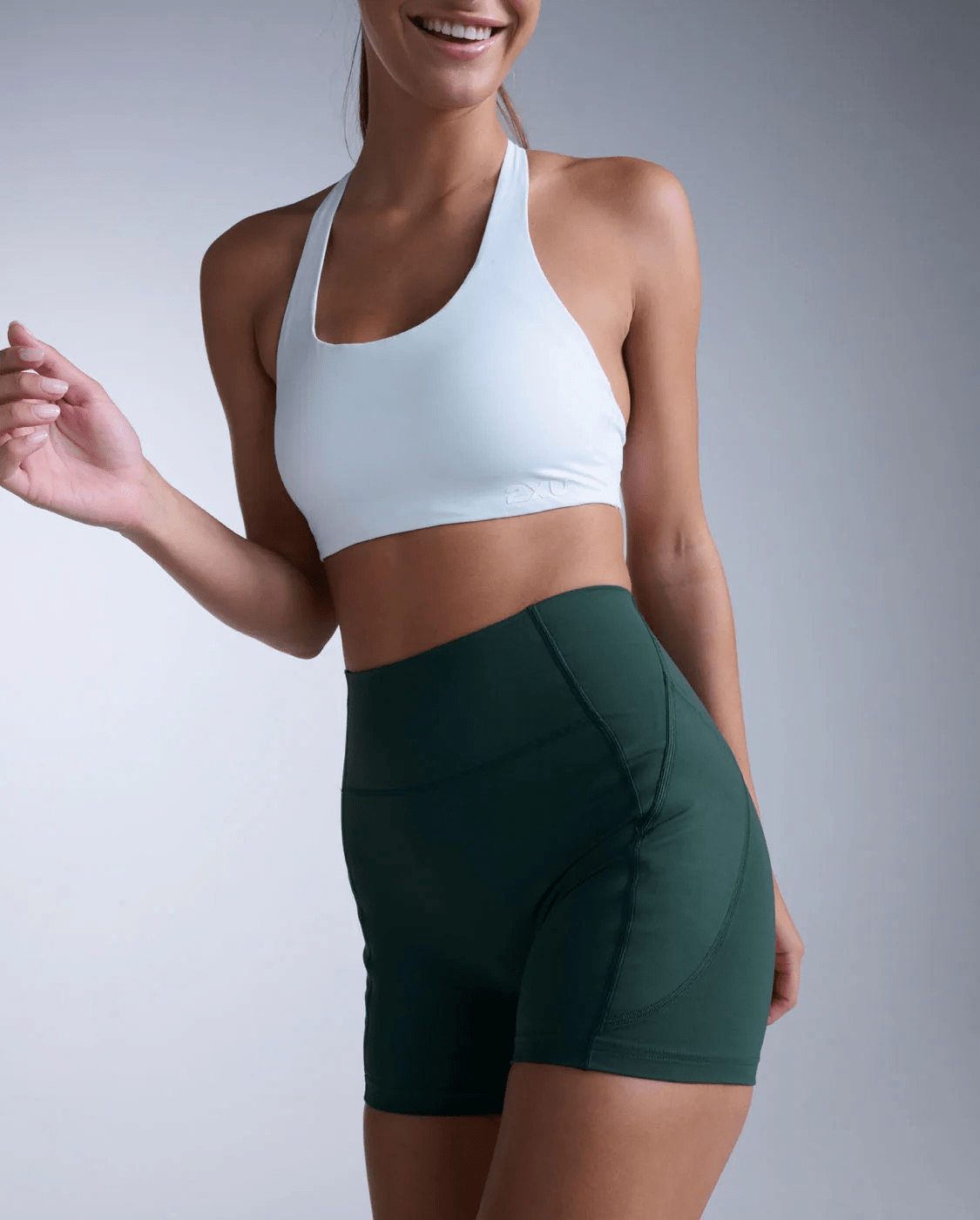 2XU women's Flex Hi-Rise 4 Inch compression shorts – alternate product view