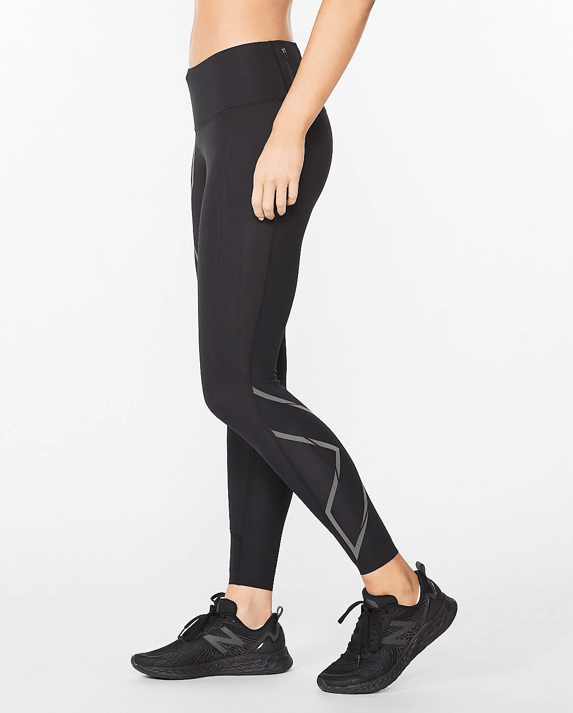 2XU women's Light Speed Mid-Rise Compression tights in Black – alternate product view