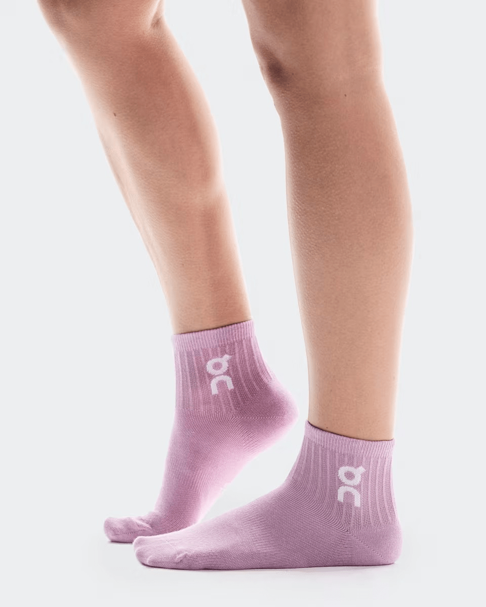 On Logo Socks Mid 3-Pack in Mauve / Lavendula – alternate product view
