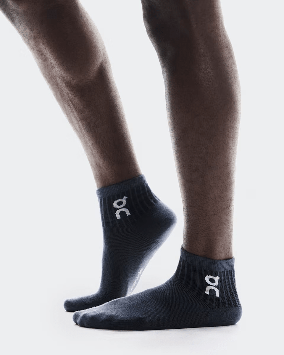 On Logo Socks Mid 3-Pack in Wash / Navy – alternate product view