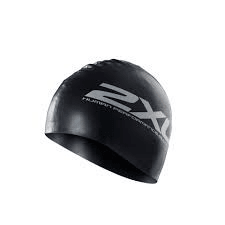 2XU silicone swim cap for pool and triathlon – alternate product view