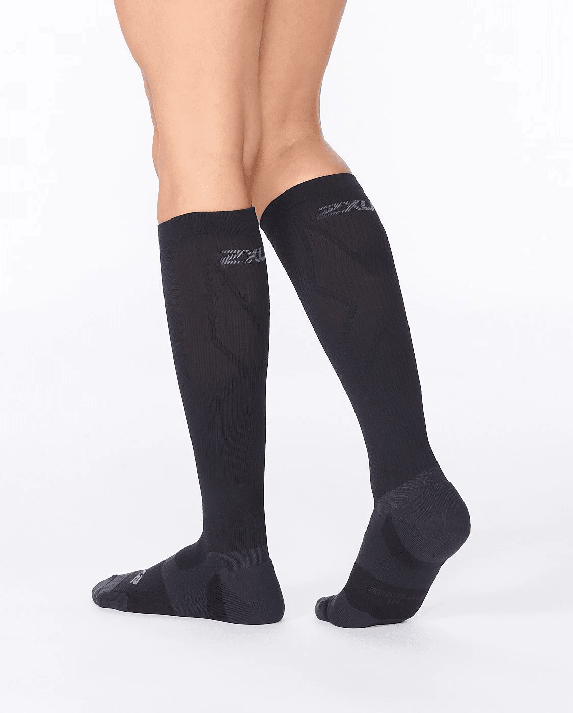 2XU Vectr Light Cushion Full Length Socks | Black Titanium - 3 - Xciter Sports Apparel