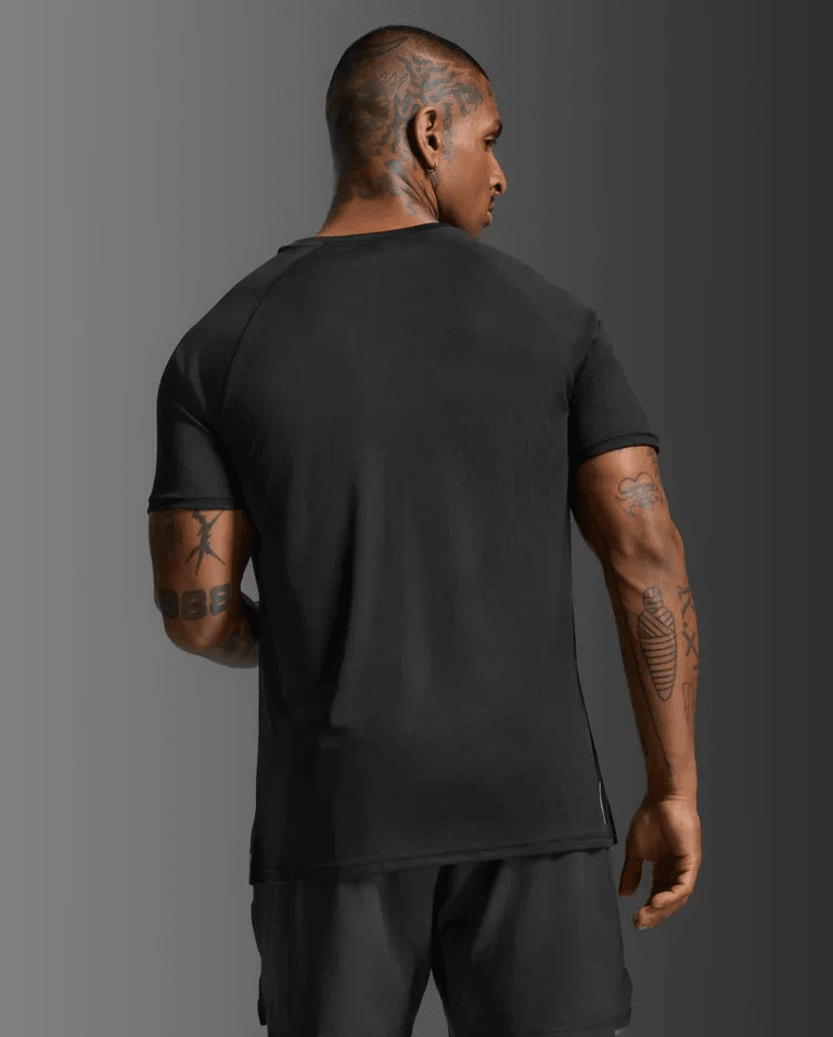 2XU men's Aero Mesh running tee – alternate product view