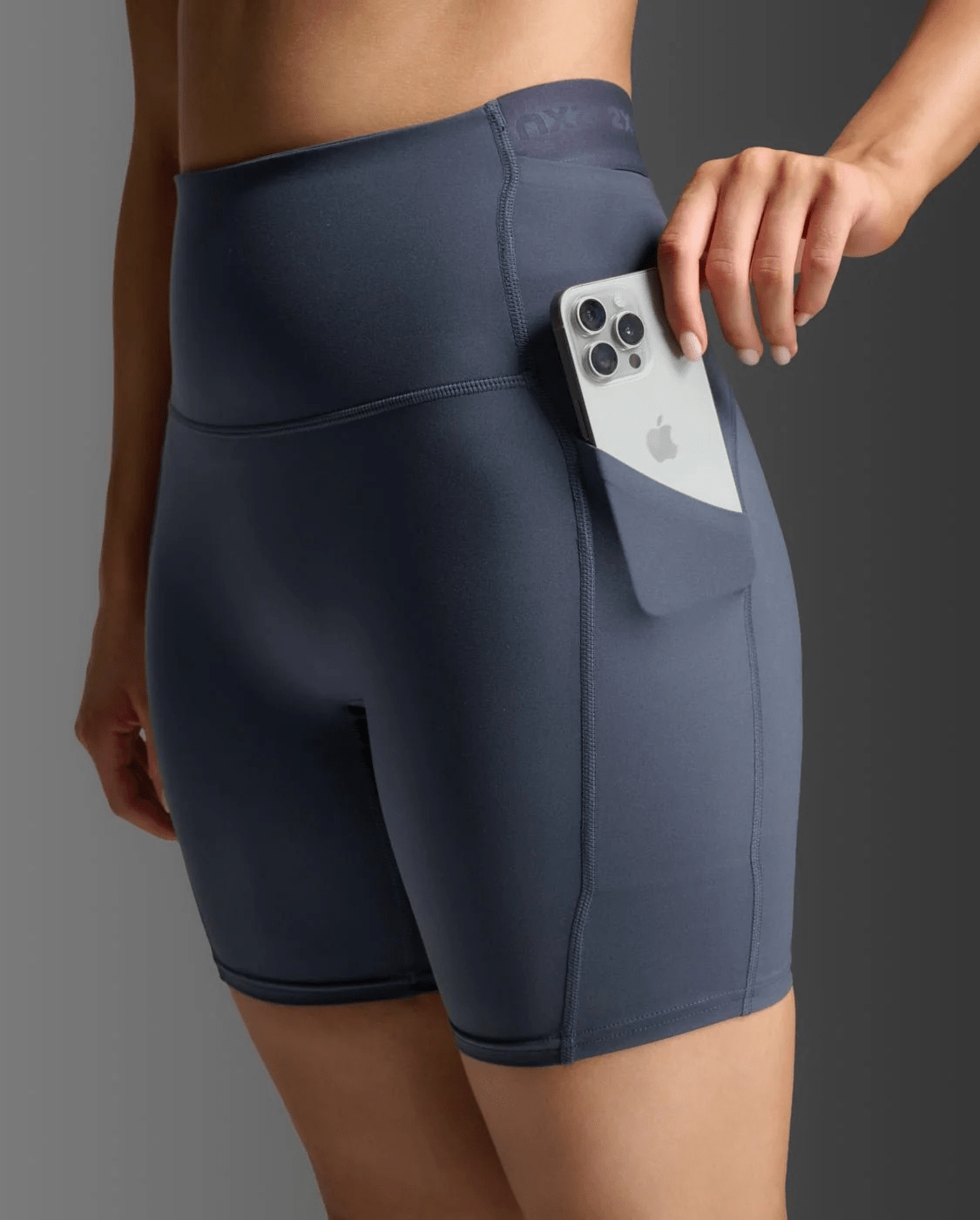 Women's 2XU Form Stash Hi - Rise Bike Shorts - 11 - Xciter Sports Apparel