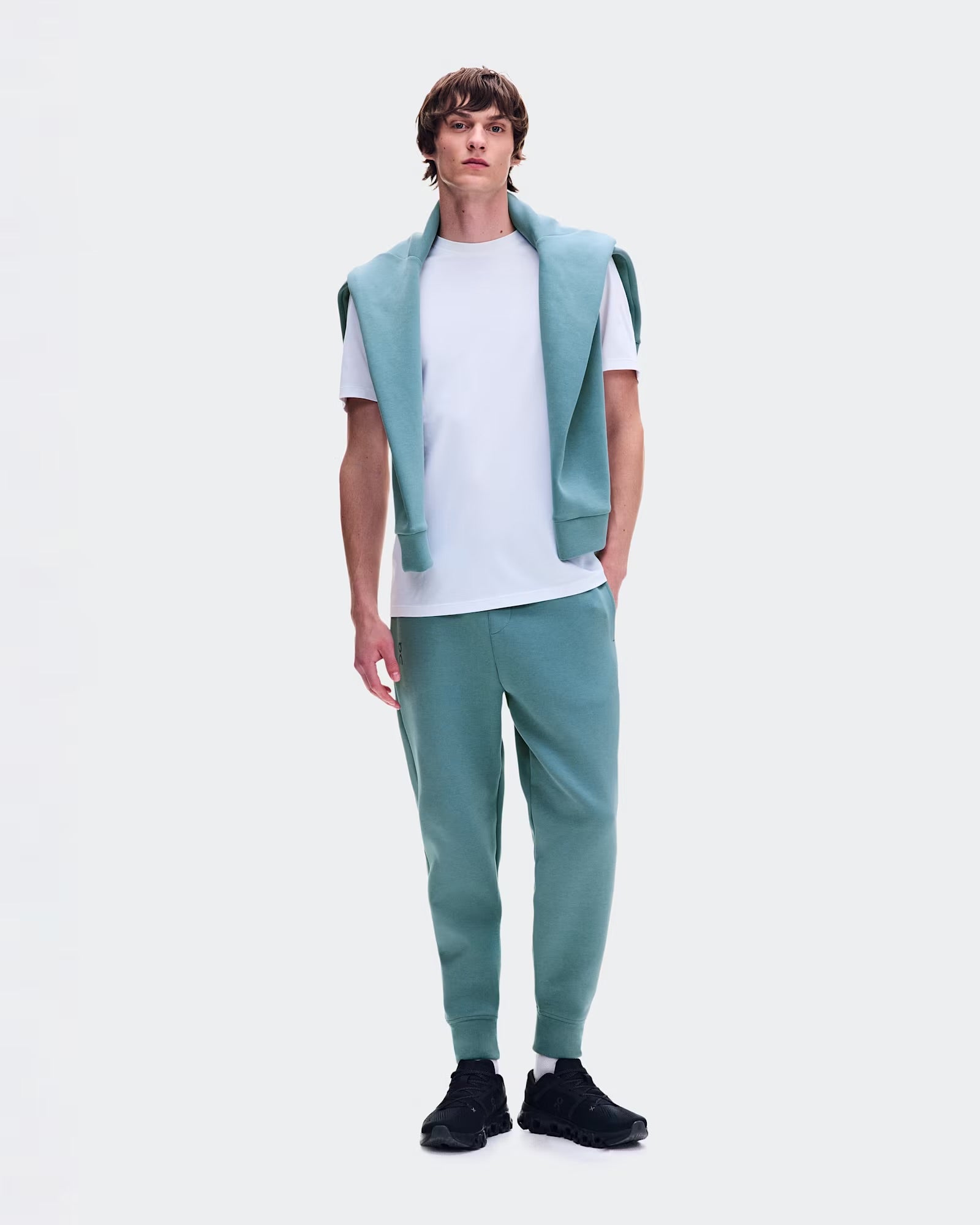 On Focus Tech Men’s Sweatpants Agave - front view