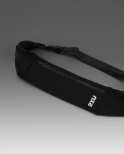 2XU Run Belt in Black/Black Reflective with reflective logo and trims.