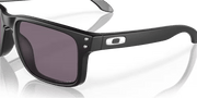 Oakley Holbrook Sunglasses | Matte Black / Prizm Grey - 6 - Xciter Sports Apparel