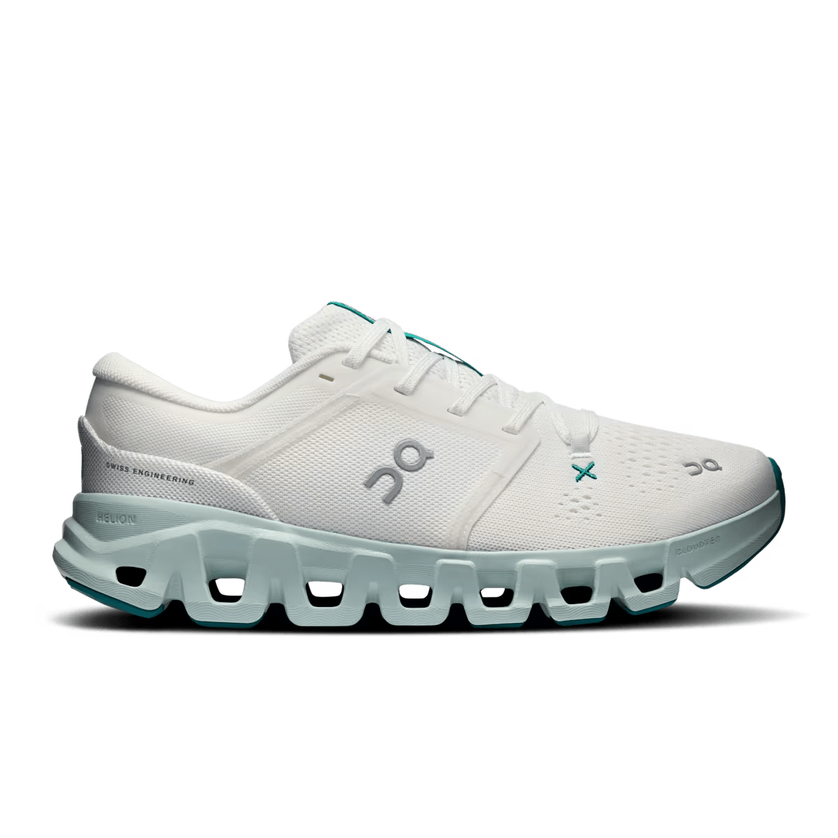 On Cloud X 5 women's training shoe in Ivory | Surf