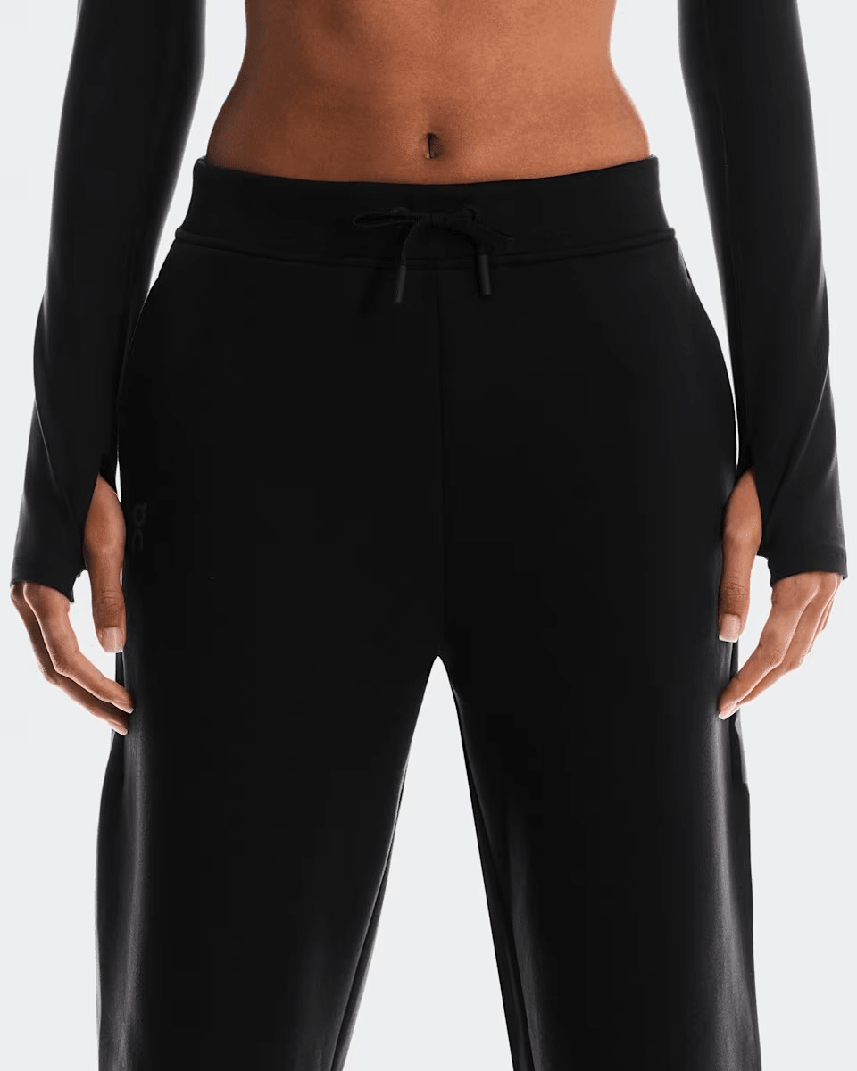 On Focus Tech Women's Sweatpants Black - waistband detail