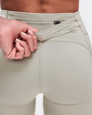 On women's Performance running tights – apparel detail