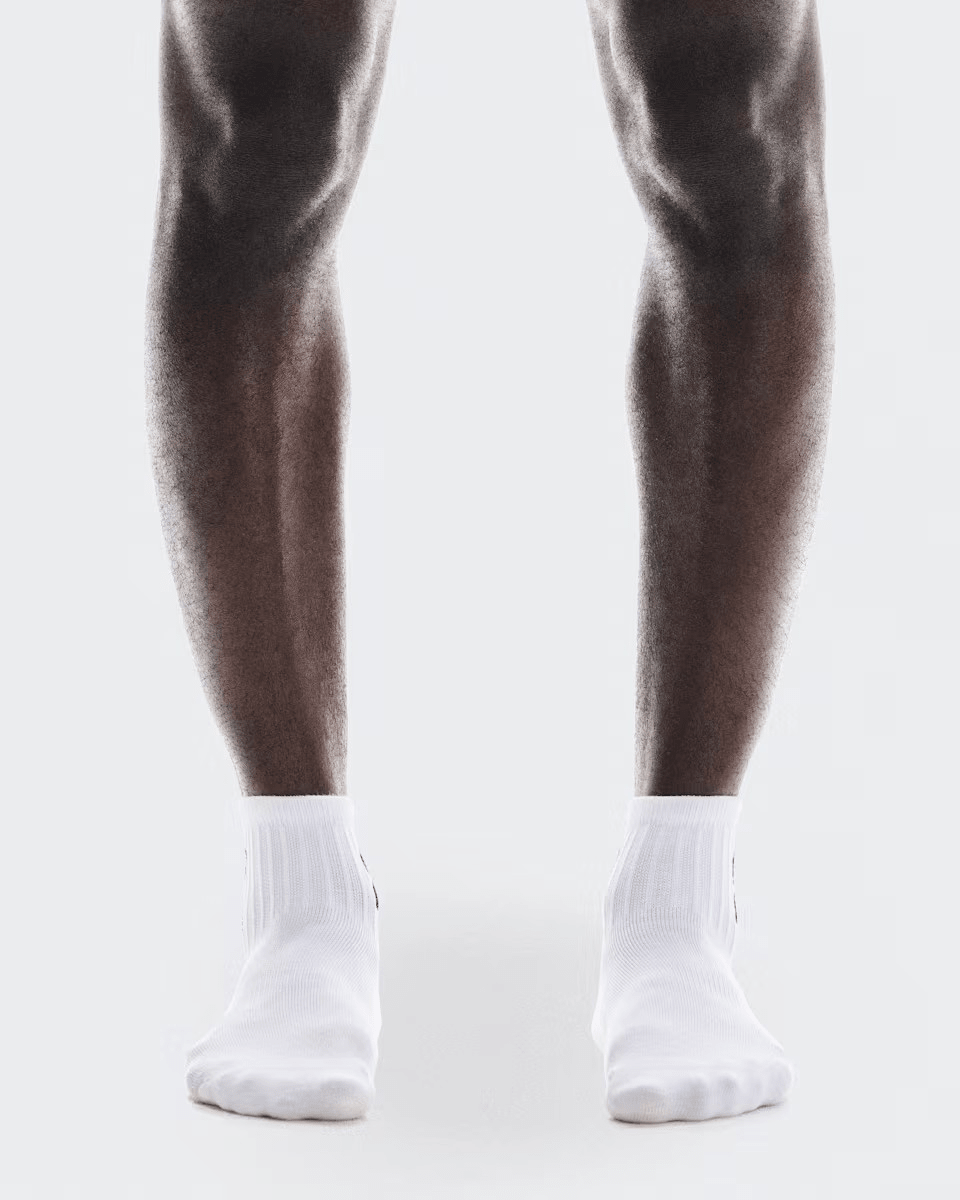 On Logo Socks Mid (3 Pack) – White | Running & Lifestyle Socks - 1 - Xciter Sports Apparel