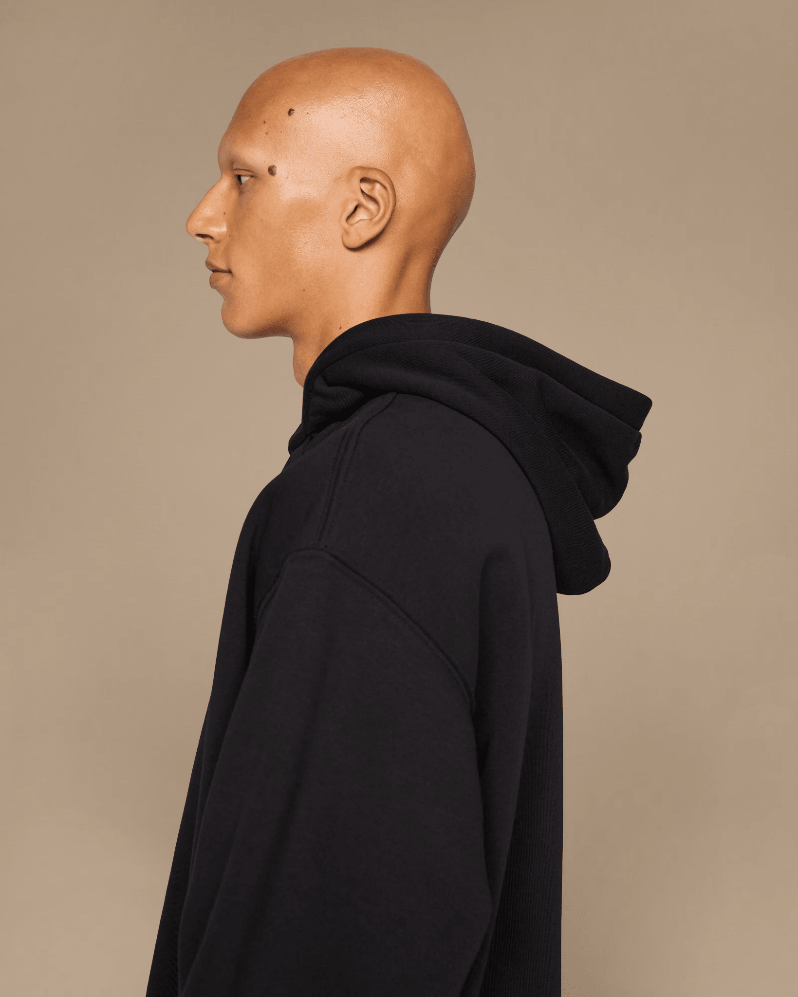 On Men's Club Hoodie - 4 - Xciter Sports Apparel