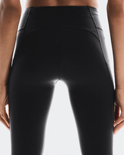 On Women's Performance Tights 7/8 - 18 - Xciter Sports Apparel