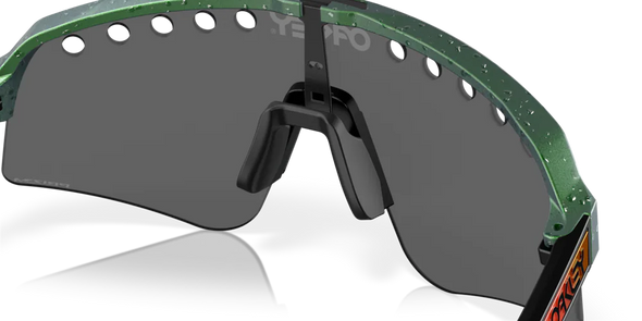 Oakley Sutro Lite Sweep | Spectrum Gamma Green / Prizm Black | 946514
