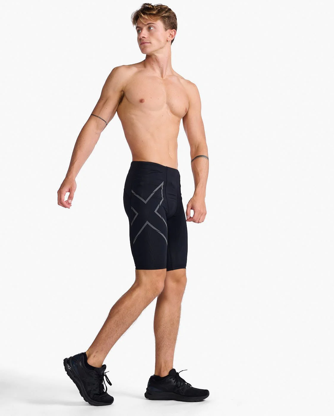 2XU Men's Light Speed Compression Shorts | Black